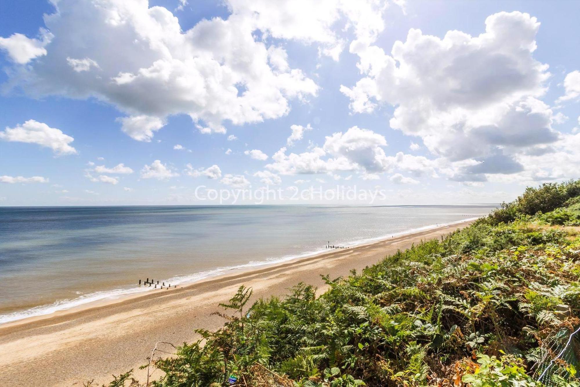 Brilliant Caravan With A Partial Sea View In Suffolk Ref 32026Az Lowestoft Luaran gambar