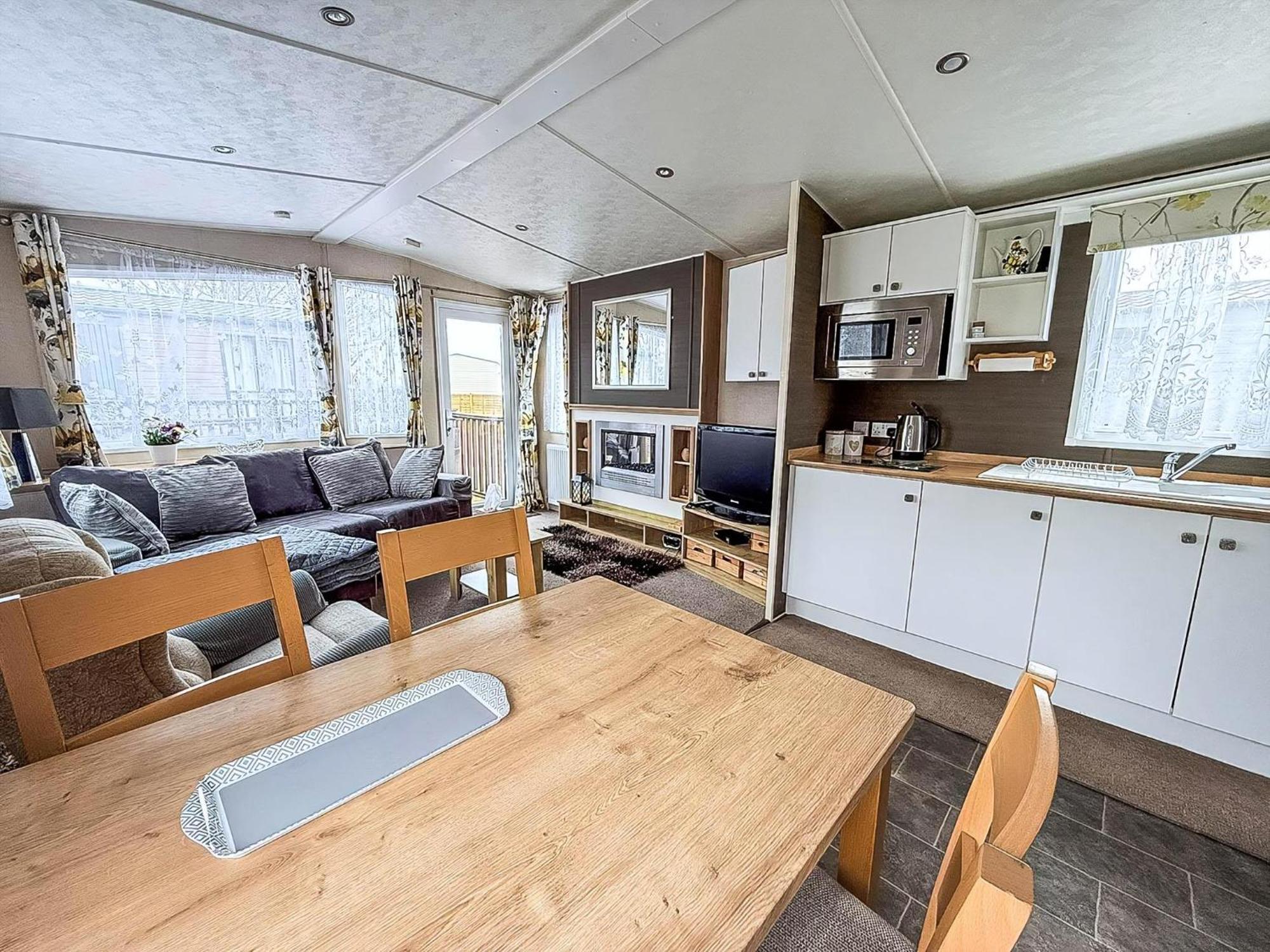 Brilliant Caravan With A Partial Sea View In Suffolk Ref 32026Az Lowestoft Luaran gambar