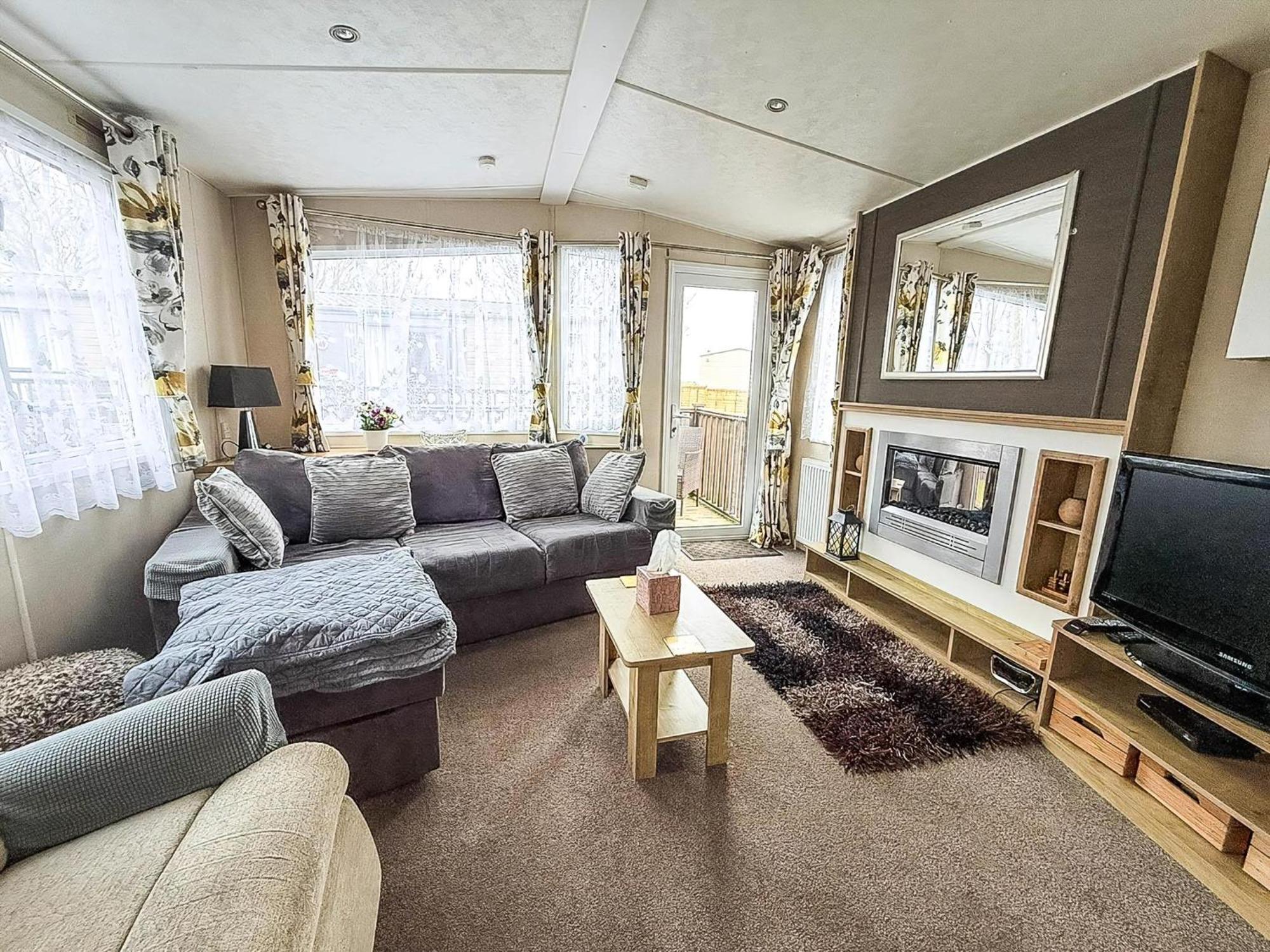 Brilliant Caravan With A Partial Sea View In Suffolk Ref 32026Az Lowestoft Luaran gambar